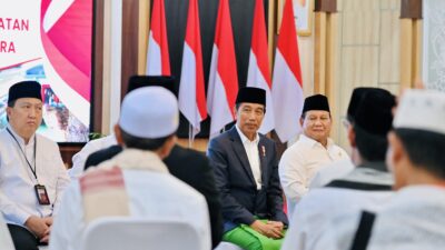 Ganjar Mengkritik Diri Sendiri tentang Pemberian Rapor Merah di Masa Jokowi