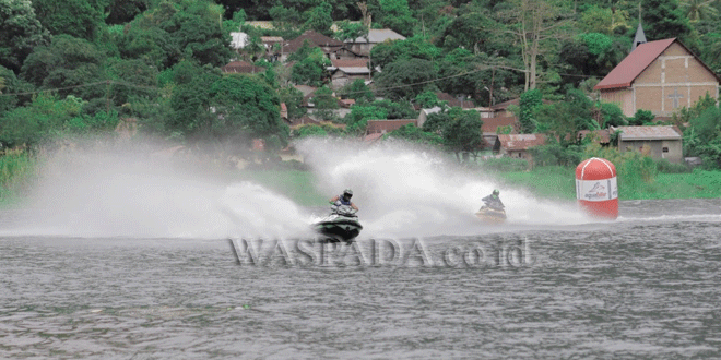 PLN Menjaga Kestabilan Kelistrikan di Balapan Perdana Aquabike World Championship