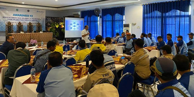 Pelindo Memperkenalkan Program Keselamatan dan Kesehatan Kerja kepada Tenaga Kerja Bongkar Muat di Pelabuhan Tanjung Wangi