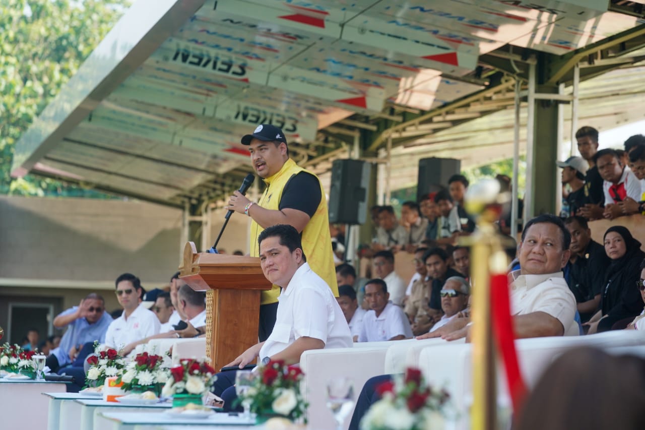 Menteri Pemuda dan Olahraga Mengapresiasi Kontribusi Prabowo dalam Pengembangan Sepak Bola