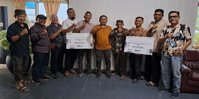 Penyerahan Bantuan Program TJSL Insidental oleh Pelindo Regional 1 Cabang Pekanbaru