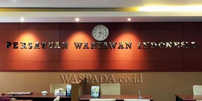 PWI Pusat Mengadakan Kompetisi Puisi Multi Media Tahun 2024, Menurut Hendry Ch Bangun; Seorang Wartawan yang Menyaksikan Perubahan Peradaban