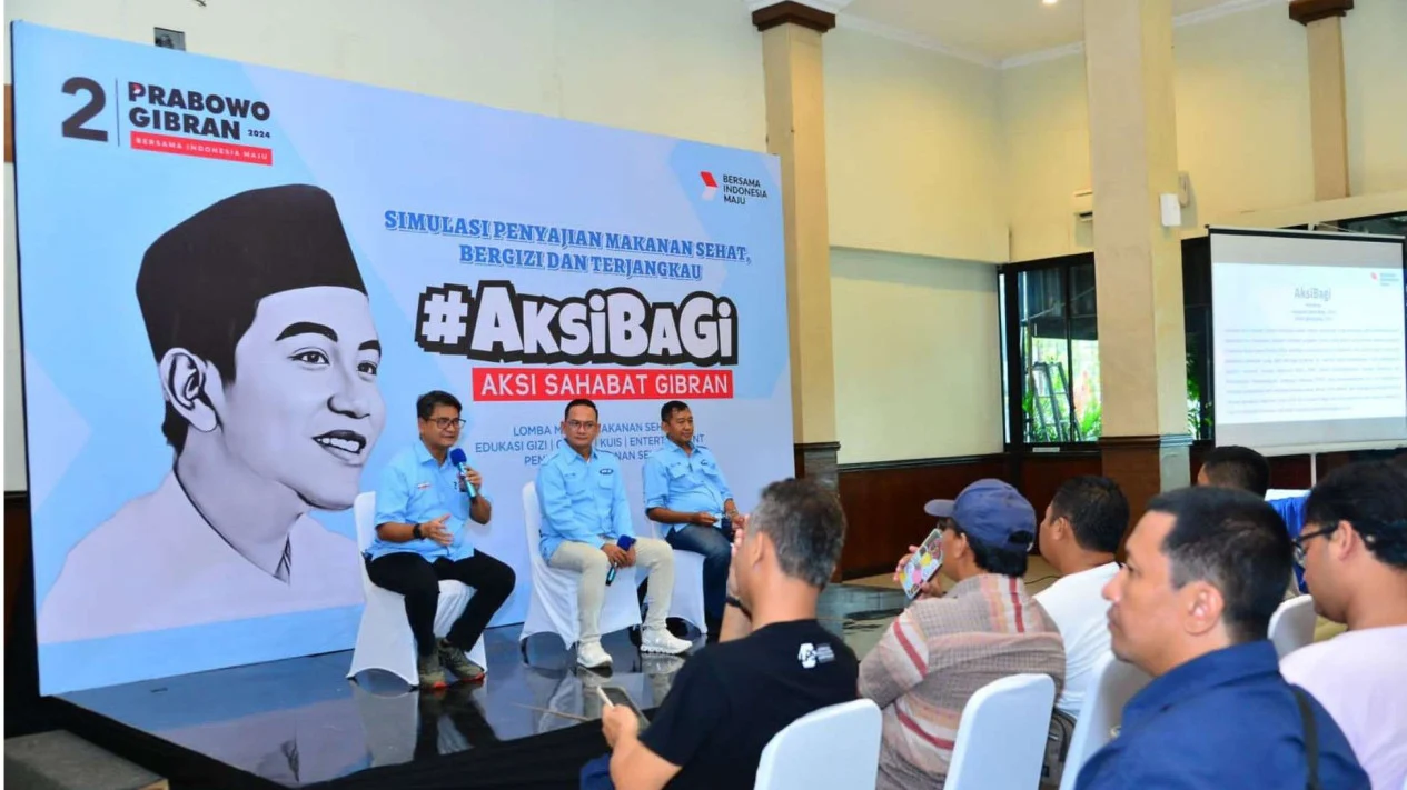 Relawan Aksi Sahabat Gibran Melakukan Simulasi Program Makan Siang Gratis di Semarang