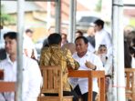 Prabowo dan Jokowi Makan Bakso Bareng, Berdoa Agar Usaha Kuliner Sholeh Sukses