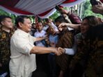 Berinteraksi dengan Rakyat Meningkatkan Energi Saya, Ungkap Prabowo