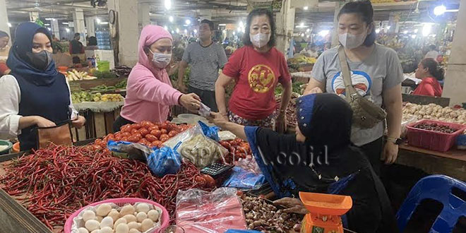 Kenaikan Harga Daging Ayam dan Cabai Menyambut Awal Pekan – Berhati-hati Saat Berbelanja Online