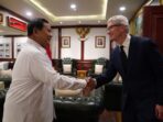 Apple’s CEO Tim Cook Visits President-Elect Prabowo Subianto after Sending a Congratulatory Letter