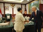 Tony Blair Visits Prabowo Subianto at the Ministry of Defense and Congratulates Him on His Presidential Election Win