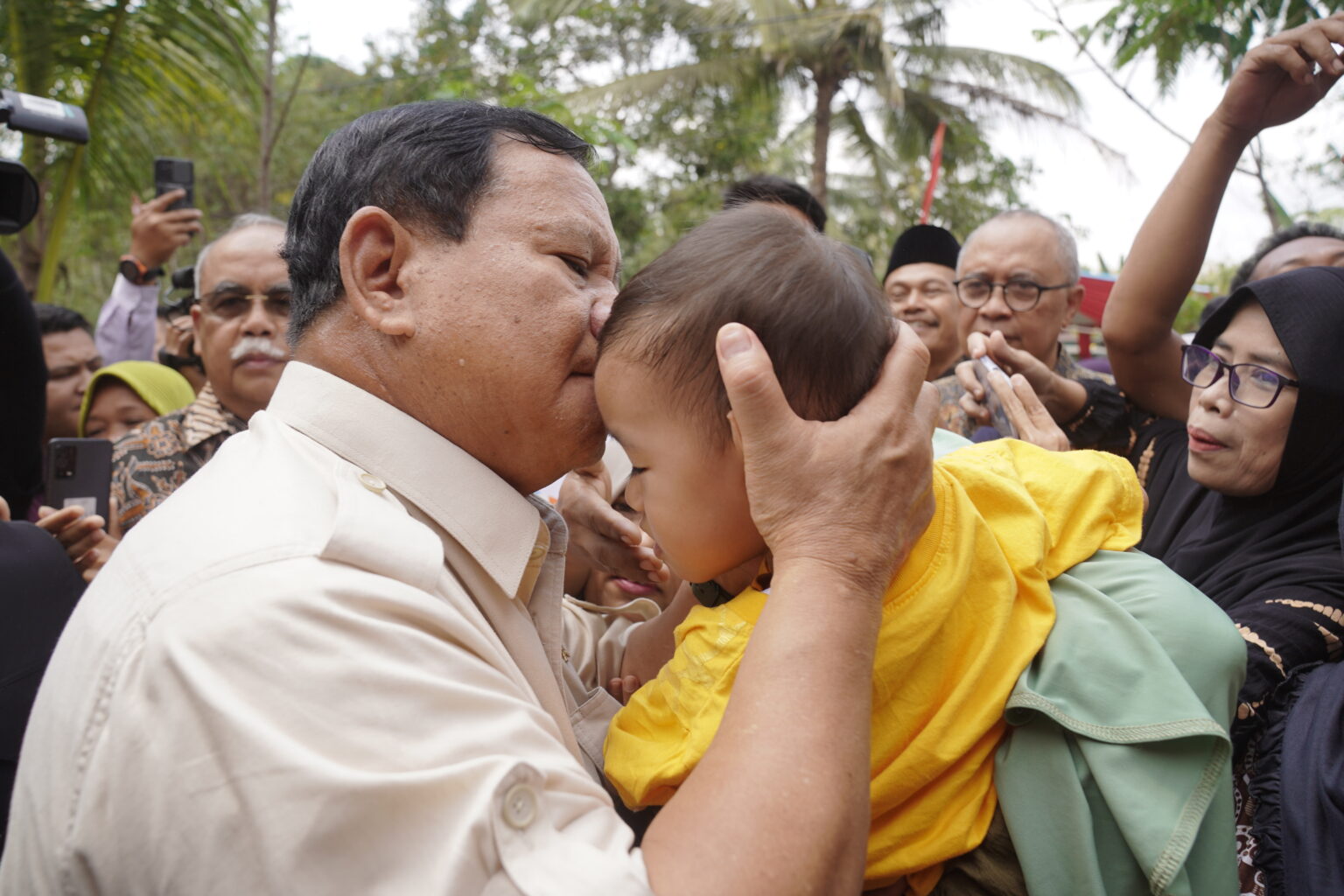 Prabowo Subianto Berjanji Program Kesejahteraan untuk Mencapai Anak-anak di Seluruh Indonesia