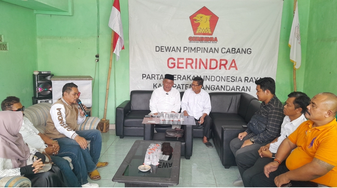 Dadang Solihat Mendaftar Sebagai Bacabup di Partai Gerindra Pangandaran