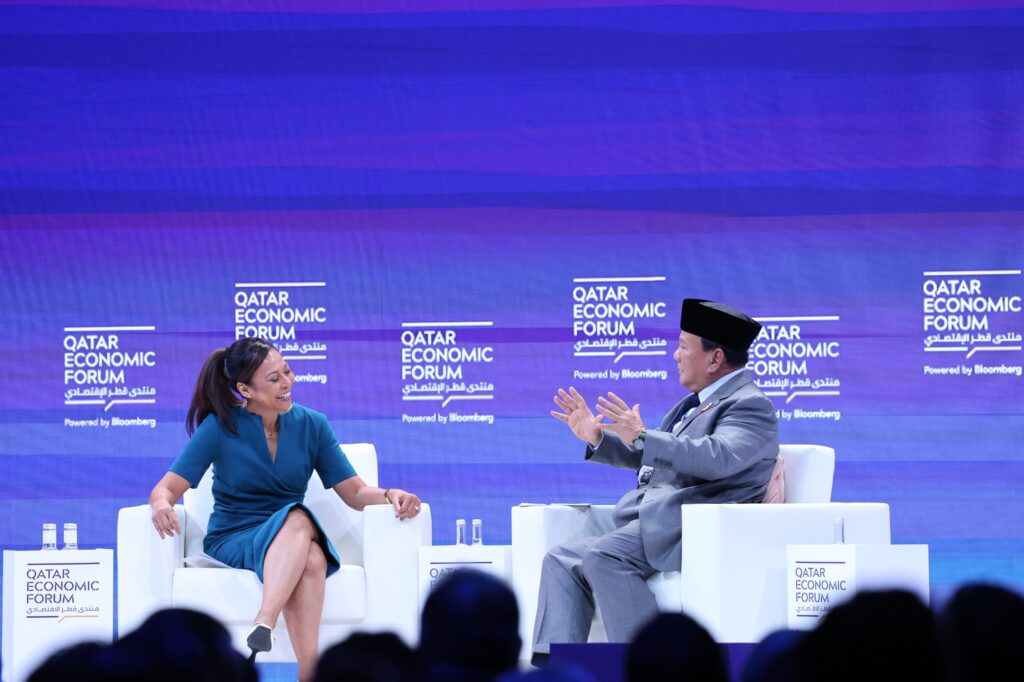 Prabowo Subianto Memberikan Jawaban Komprehensif tentang Demokrasi dalam Kepemimpinannya dan Mendapat Apresiasi di Qatar Economic Forum