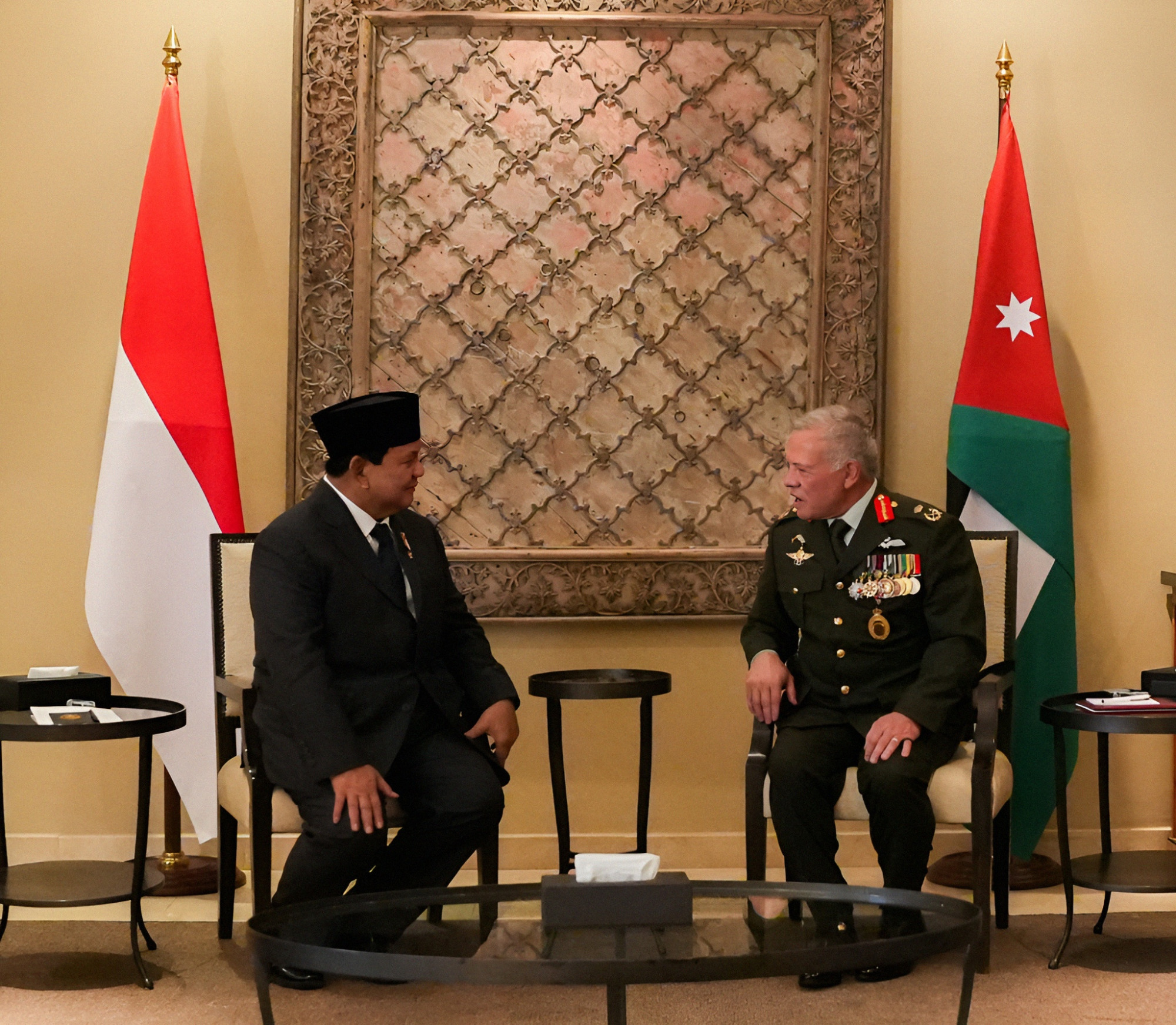 Prabowo Subianto meets King Abdullah II, receives congratulations and conveys greetings from Jokowi