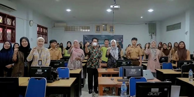 Telkom Gelar Workshop BizCademy Road to School untuk Mendukung Digitalisasi Sistem Pendidikan – Pentingnya Waspada dalam Penggunaan Online