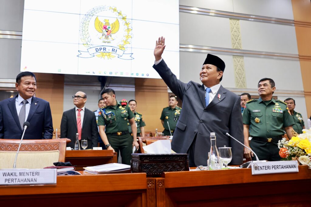 Prabowo Subianto Bids Farewell and Apologizes, Says Greater Responsibilities Await Us in Final DPR Session